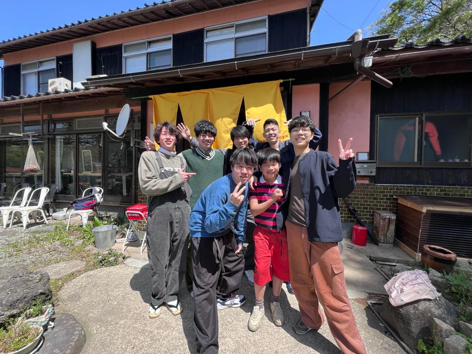 Готель Cozy And Cheap Kinosaki Hideya Non Japanese Тойоока Екстер'єр фото