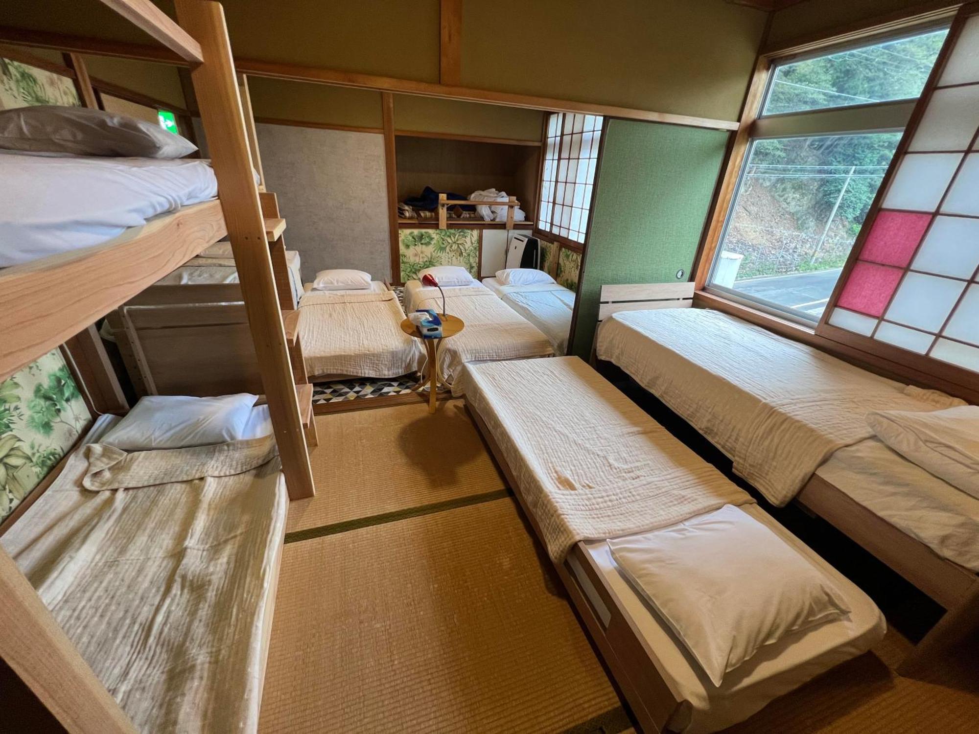 Готель Cozy And Cheap Kinosaki Hideya Non Japanese Тойоока Екстер'єр фото