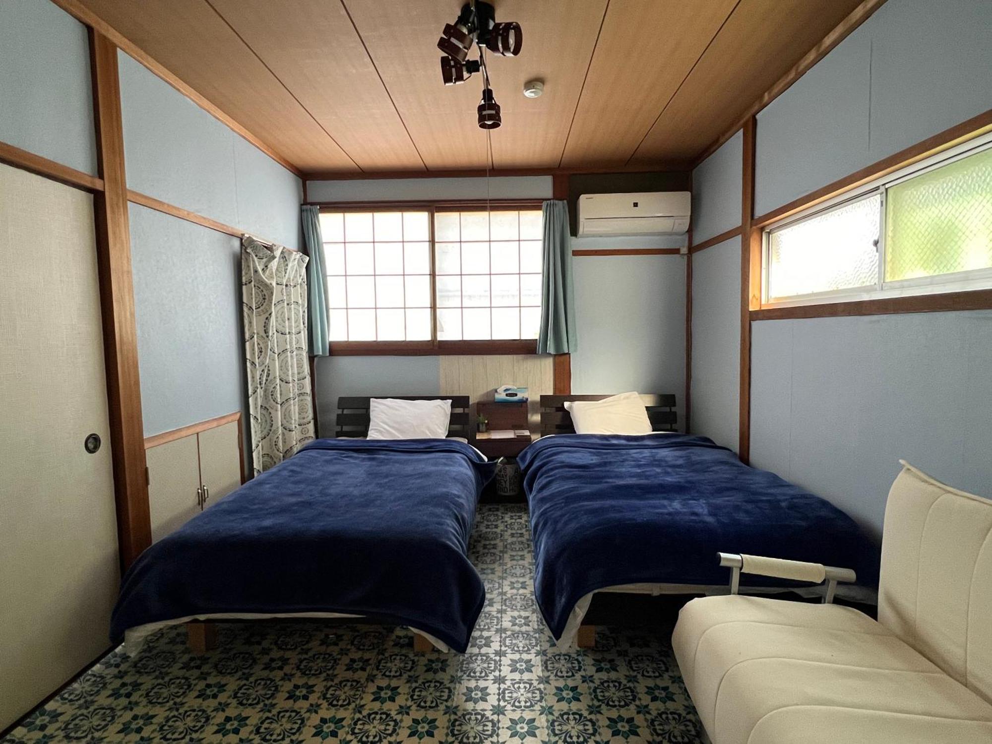 Готель Cozy And Cheap Kinosaki Hideya Non Japanese Тойоока Екстер'єр фото